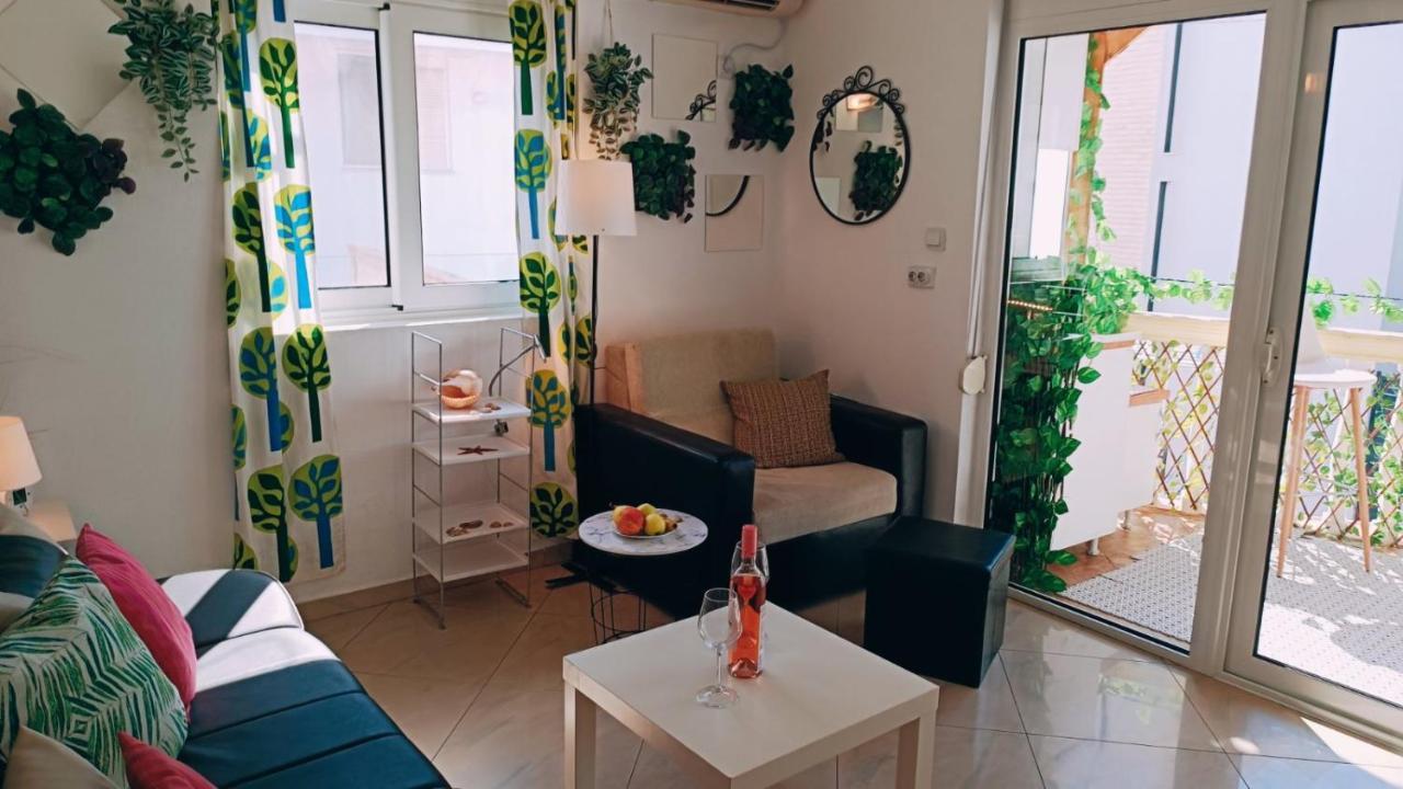 Beach Apartment With Beach Chairs N.1 Utjeha Kültér fotó